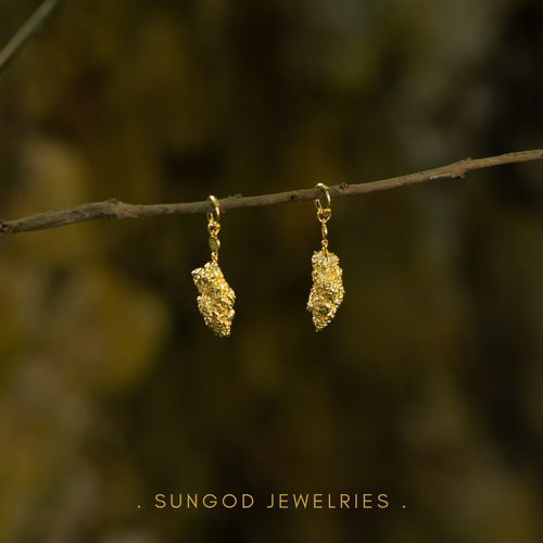 Cannabis bud Earring (Pre-order)
