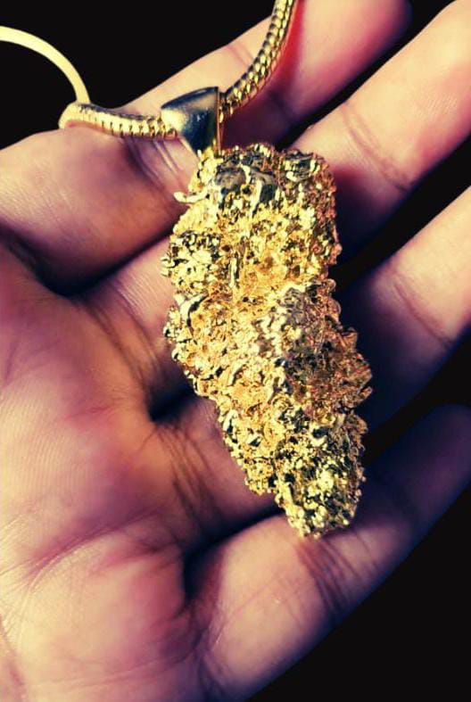Cannabis bud Necklace (Pre-order)